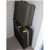 Image 1 : 2 SUITCASES