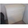 Image 1 : WHITE 4 DRAWER CHEST OF DRAWERS & MATCHING END TABLE