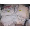 Image 1 : ASST. BEDDING: QUILTS, PILLOWS, ETC.