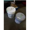 Image 1 : 2 PAILS OF ACRYLIC MORTER AND SOLVENT