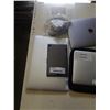 Image 2 : 3 MACBOOKS W/ 1 CHARGER AND LAPTOP SLEEVE AND LENOVO TABLET