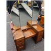 Image 2 : VINTAGE VANITY DESK WITH TRIFOLD MIRROR