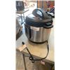 Image 2 : AS NEW INSTANT POT DUO 8QT 7 IN 1 PRESSURE COOKER TESTED AND WORKING - RETAIL $139