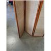 Image 2 : 6FT TALL 3 PANEL ROOM DIVIDER