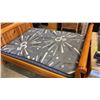 Image 2 : SEALY POSTUREPEDIC QUEENSIZE MATTRESS