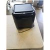 Image 2 : KALORIK 10QT AIR FRYER OVEN TESTED AND WORKING - RETAIL $199