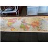 Image 1 : VINTAGE ROLL UP WALL MAP