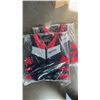 Image 1 : 2 NEW SAILTREK SIZE XL LIFE JACKETS