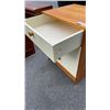 Image 2 : 4 DRAWER DRESSER