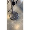 Image 2 : 5 ARM METAL FLOOR LAMP WITH MARBLE BASE