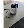 Image 2 : HAMILTON BEACH 1.7.L GLASS KETTLE TESTED AND WORKING - RETAIL $59