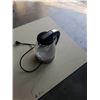 Image 3 : HAMILTON BEACH 1.7.L GLASS KETTLE TESTED AND WORKING - RETAIL $59