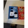 Image 2 : 2 BOXES OF NEW MAYNARDS GUMMIES AND SLAPCHOP CUTTER WITH GRATY