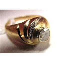 Outstanding Large Solitare Diamond with 3 small Diamonds, Men's Ring