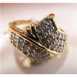 Lady's Ring 50+ Diamonds 1 carat of diamonds