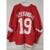 Image 3 : STEVE YZERMAN AUTOGRAPHED CCM JERSEY - JSA CERT