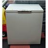 Image 1 : SIMPLICITY APARTMENT SIZED FREEZER H-35.75" W-24"