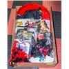 Image 1 : LARGE BOX OF HALLOWEEN ACCESSORIES INCL.