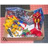 Image 1 : BOX WITH SUPER HERO ACTION FIGURES INCL.