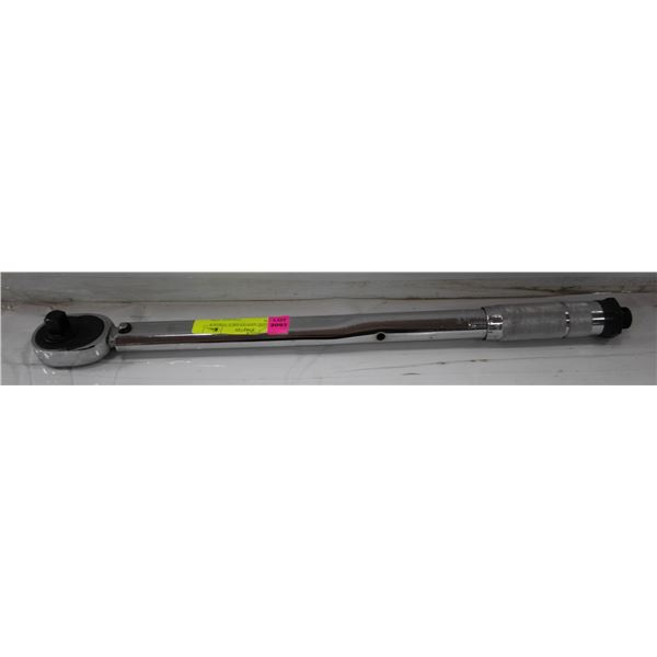 ADJUSTABLE TORQUE WRENCH