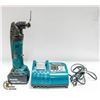 FLAT WITH MAKITA DTM50 MULTI-CUTTER - 18