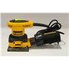 Image 1 : DEWALT ORBITAL SANDER (4" X 4")