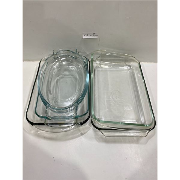 Pyrex Dishware