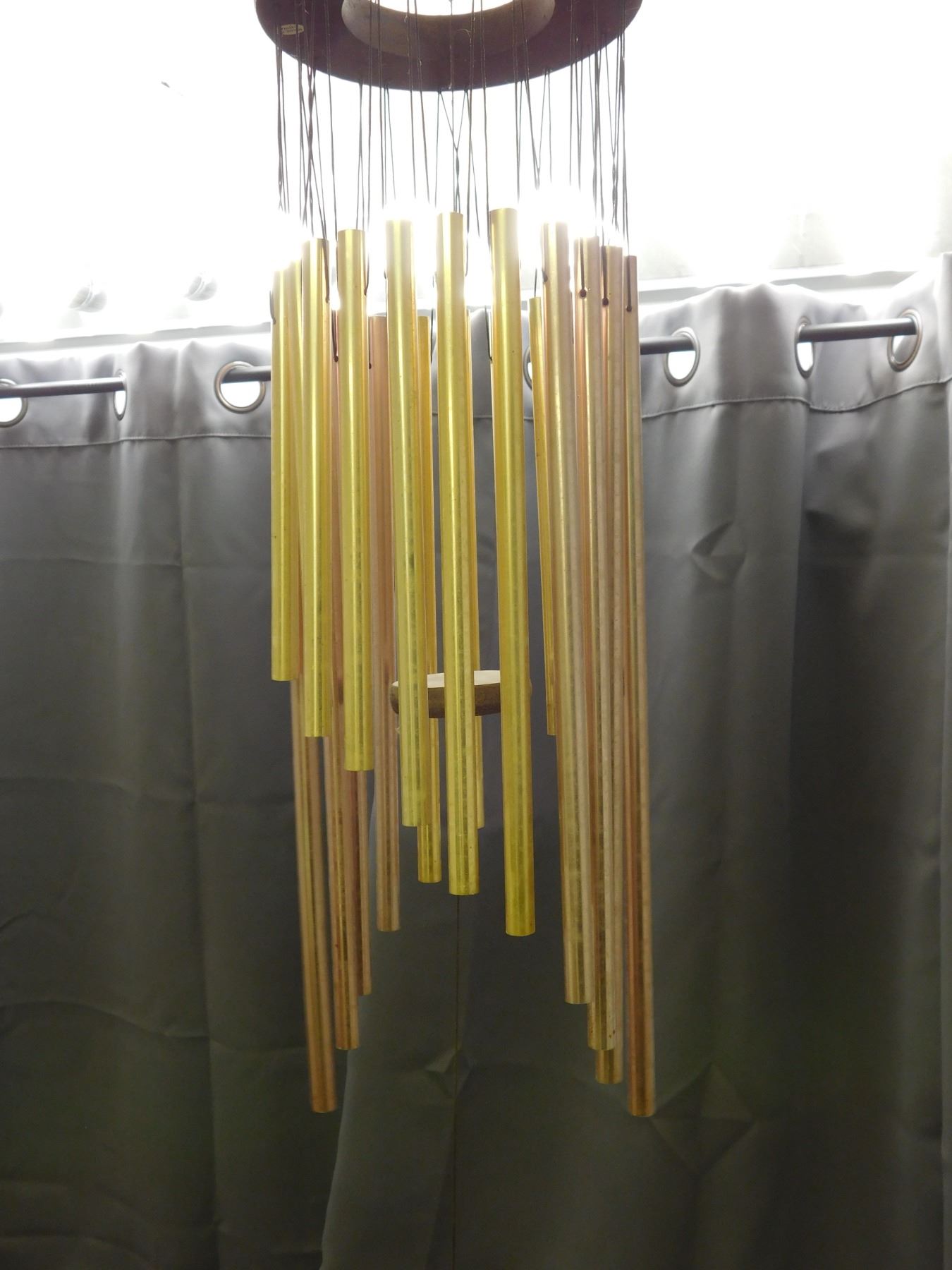 Wind Chimes Metal Rods and Wooden Sail Cascading
