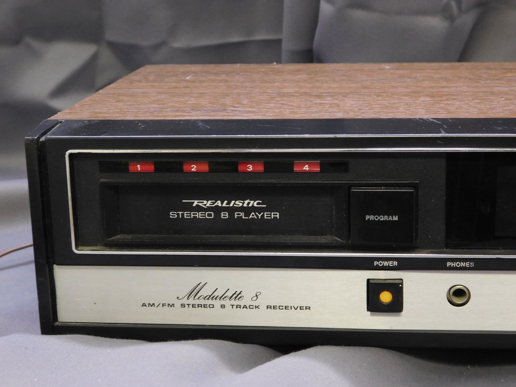 Realistic Modulette 8 AM FM Stereo 8-Track Receiver *works*