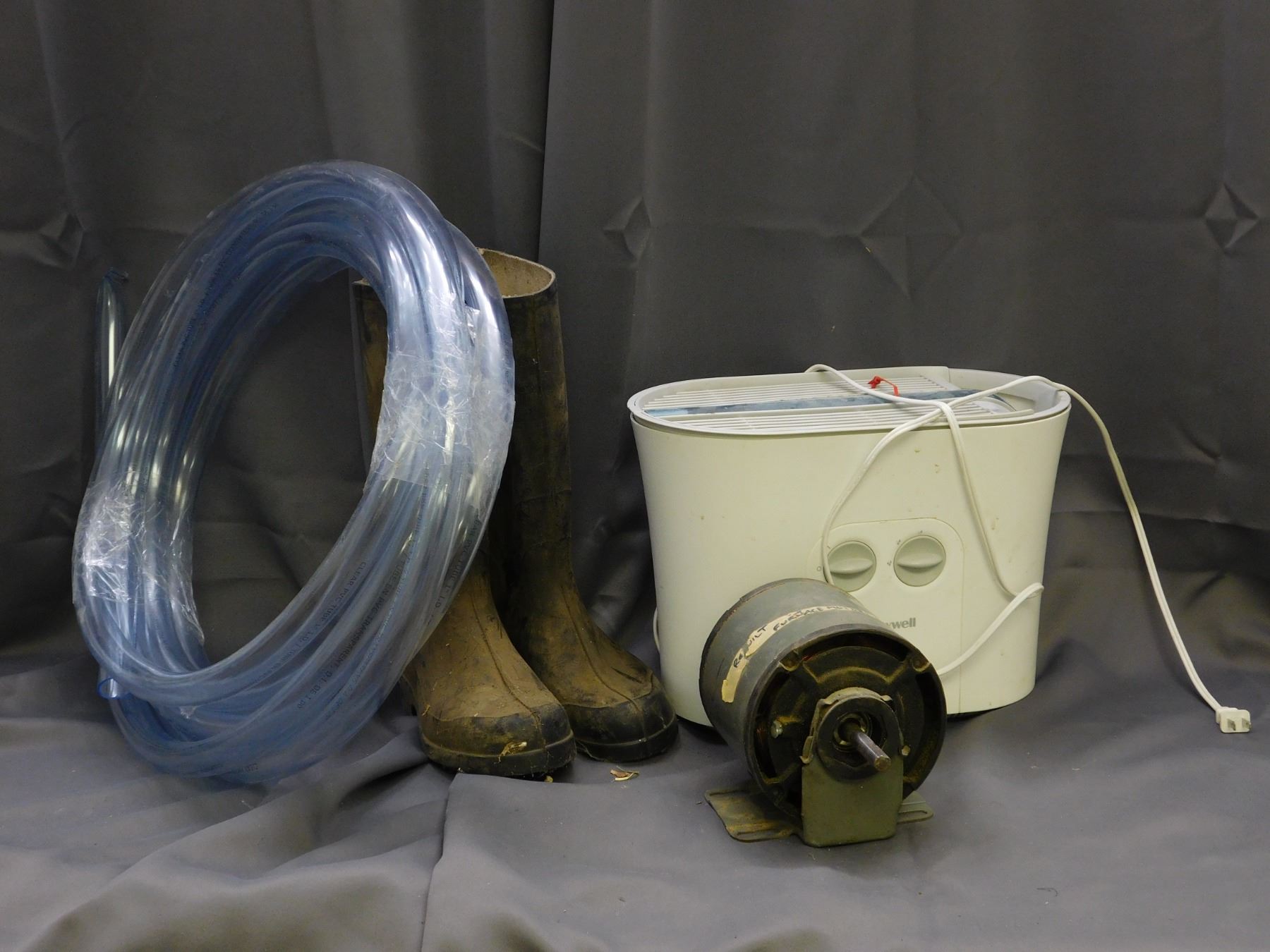 Lot of 4 Assorted Household Honeywell Humidifier, Rain Boots, PVC ...