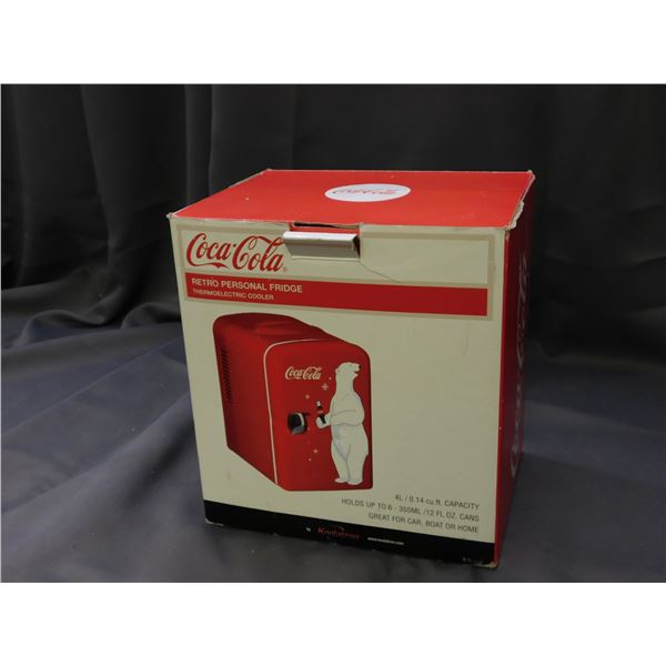 Coca Cola Retro Personal Fridge 4L Capacity Holds 6 355ml Cans