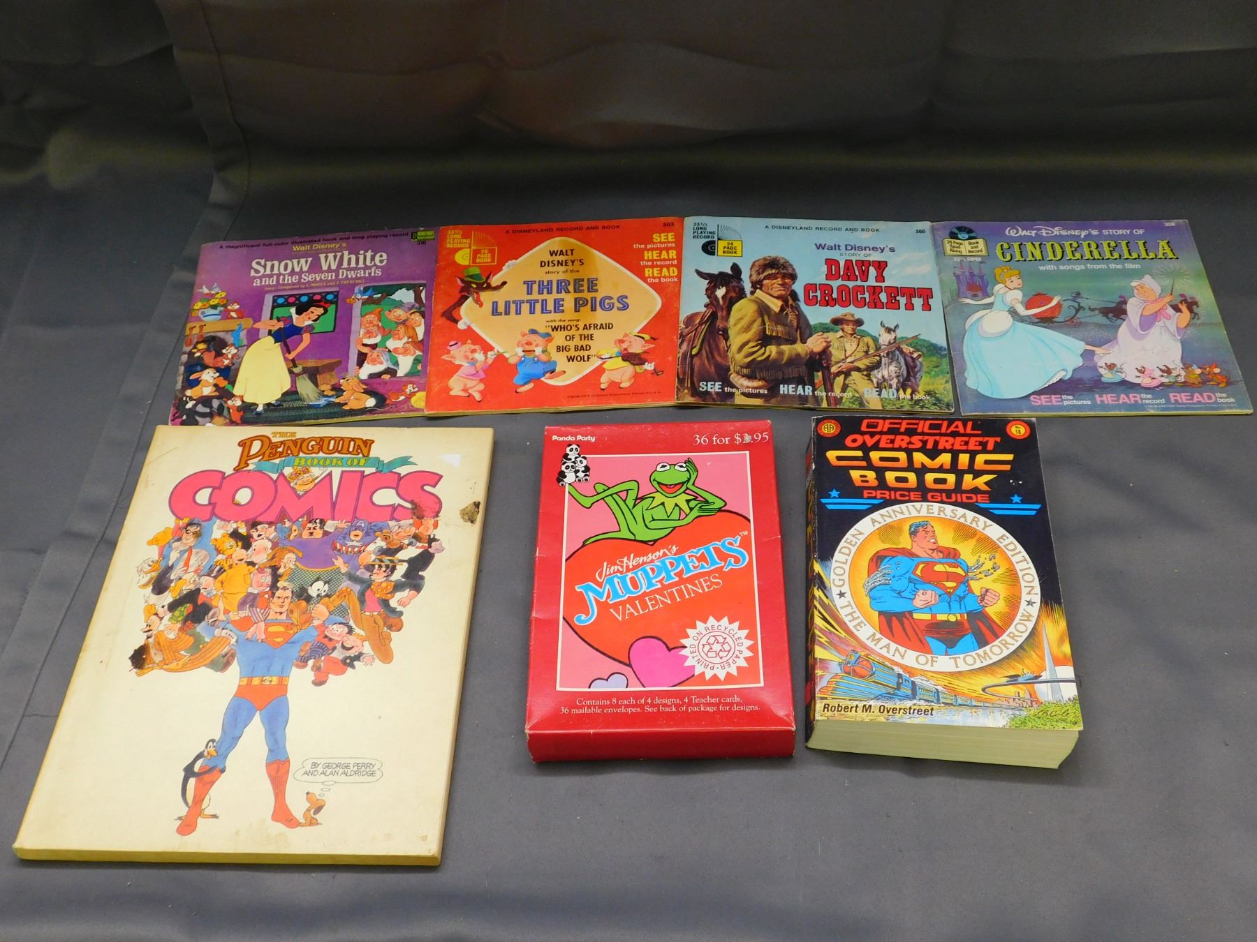 Lot Of 7 Overstreet Comic Price Guide 1988 89 Walt Disney s Story Of Lot of 7 overstreet comic price guide 1988 89 walt disney s story of