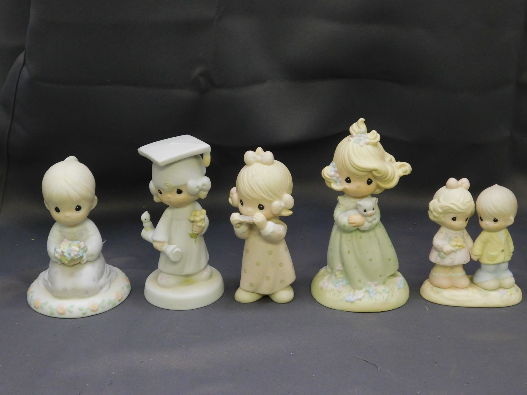 Precious Moments Figurines 1980snull