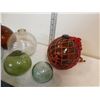 Image 2 : Assortment of Antique Fishing Floats