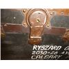 Image 2 : 1 Antique Trunk