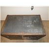 Image 3 : 1 Antique Trunk
