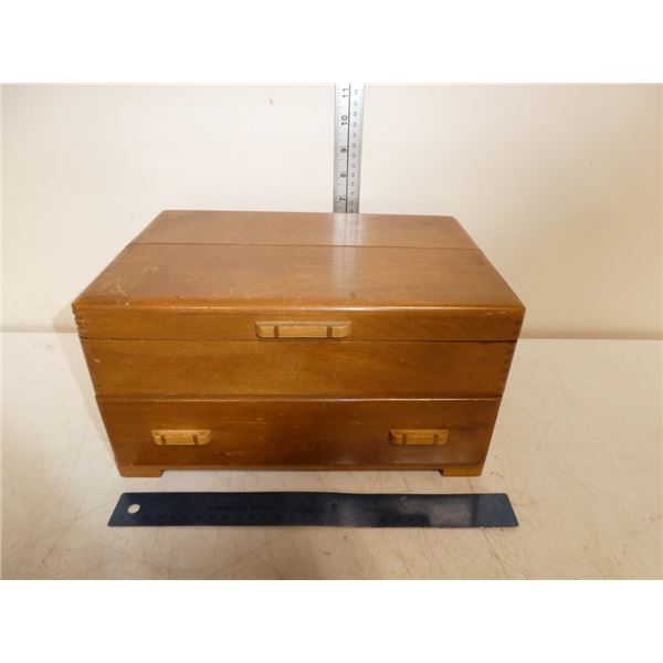 Vintage Wooden 2 Drawer Jewelry Box