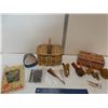 Image 1 : Assorted Sewing Accesories, Basket,