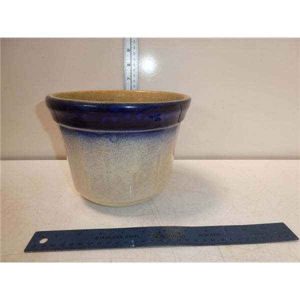 Medalta Potteries Flower Pot