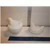 Image 1 : 2 Sets of White Glass Hen on Nest