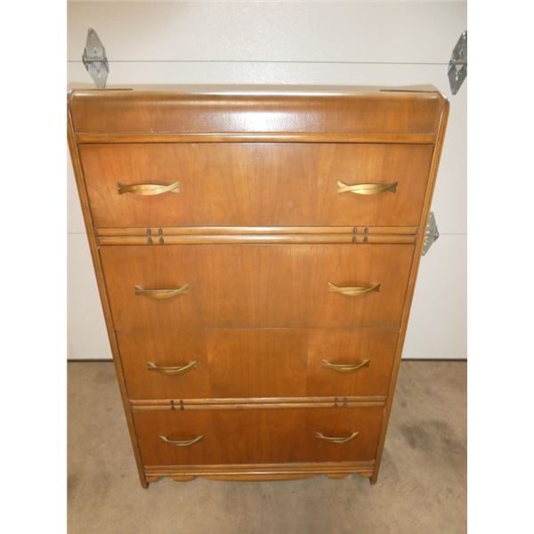 Vintage 4 Drawer Dresser