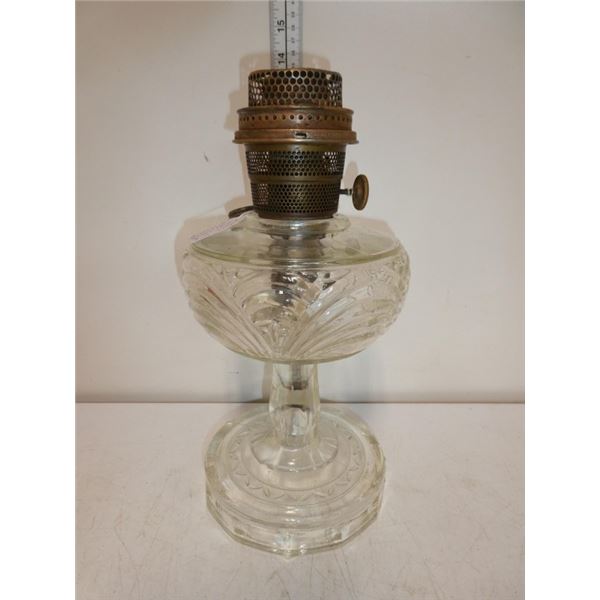 Antique "Washington Drape" Aladdin Lamp