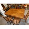 Image 1 : Antique Dining Room Table and 6 Chairs