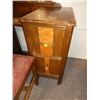 Image 2 : Antique Vanity with Chair