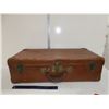 Image 1 : Vintage Suitcase