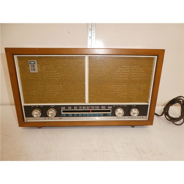 Vintage Admiral Radio