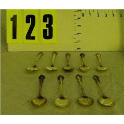 Silver-7 teaspoons/2 soup spoons
