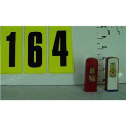 Mobil Gas salt/pepper shakers