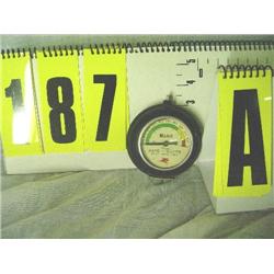 Mobil Tread Safe-T-Scope, good cond