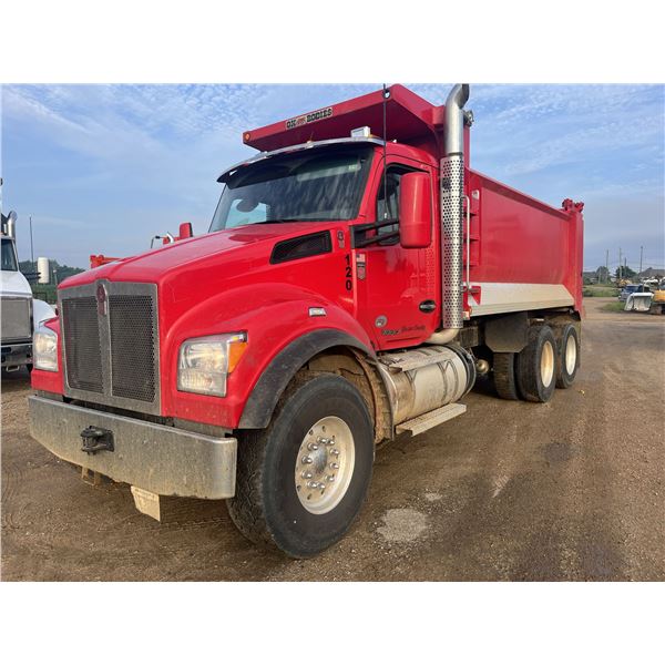 2022 KENWORTH T880S Dump Truck